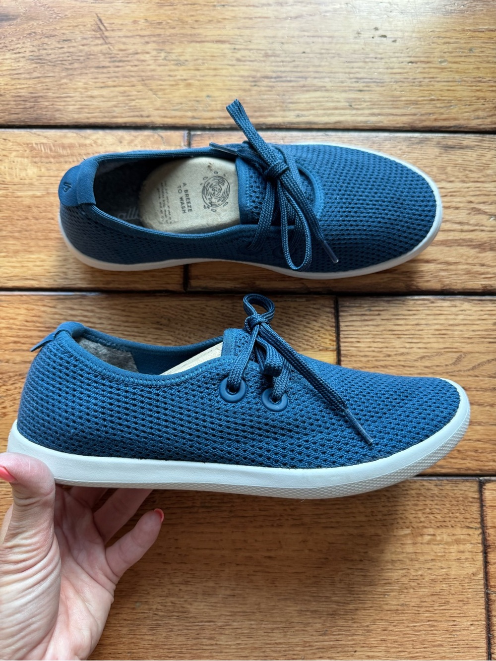 NWOT Allbirds Tree Skippers Lace Up Boat Shoes Sneakers Women's Sz 7 Marine Blue